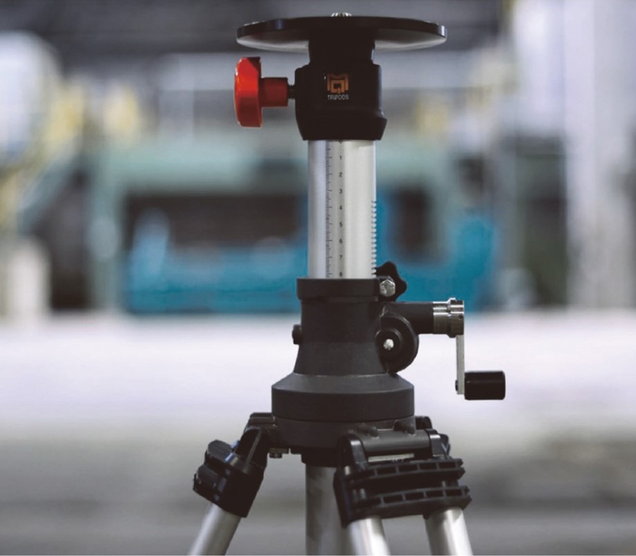 MQ铝合金轻量工业三脚架